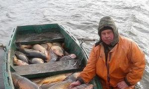 Fishing on the Black Sea from the shore Catch trophy fish or all of them
